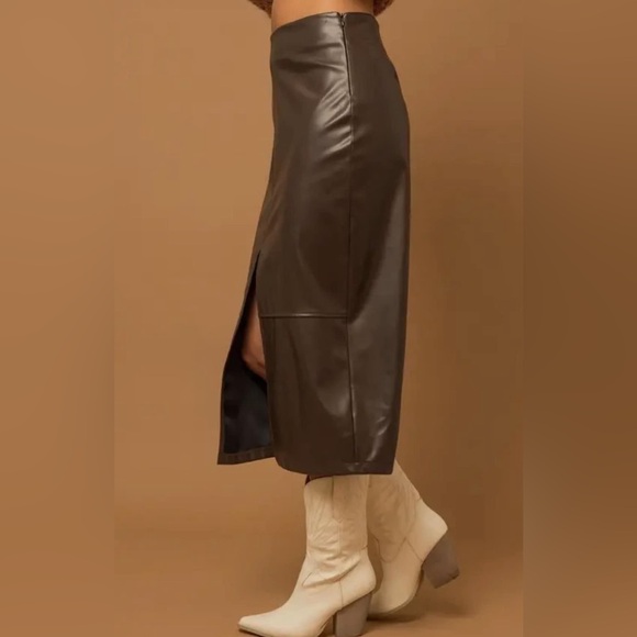 Faux Chocolate Midi! - Picture 2 of 2